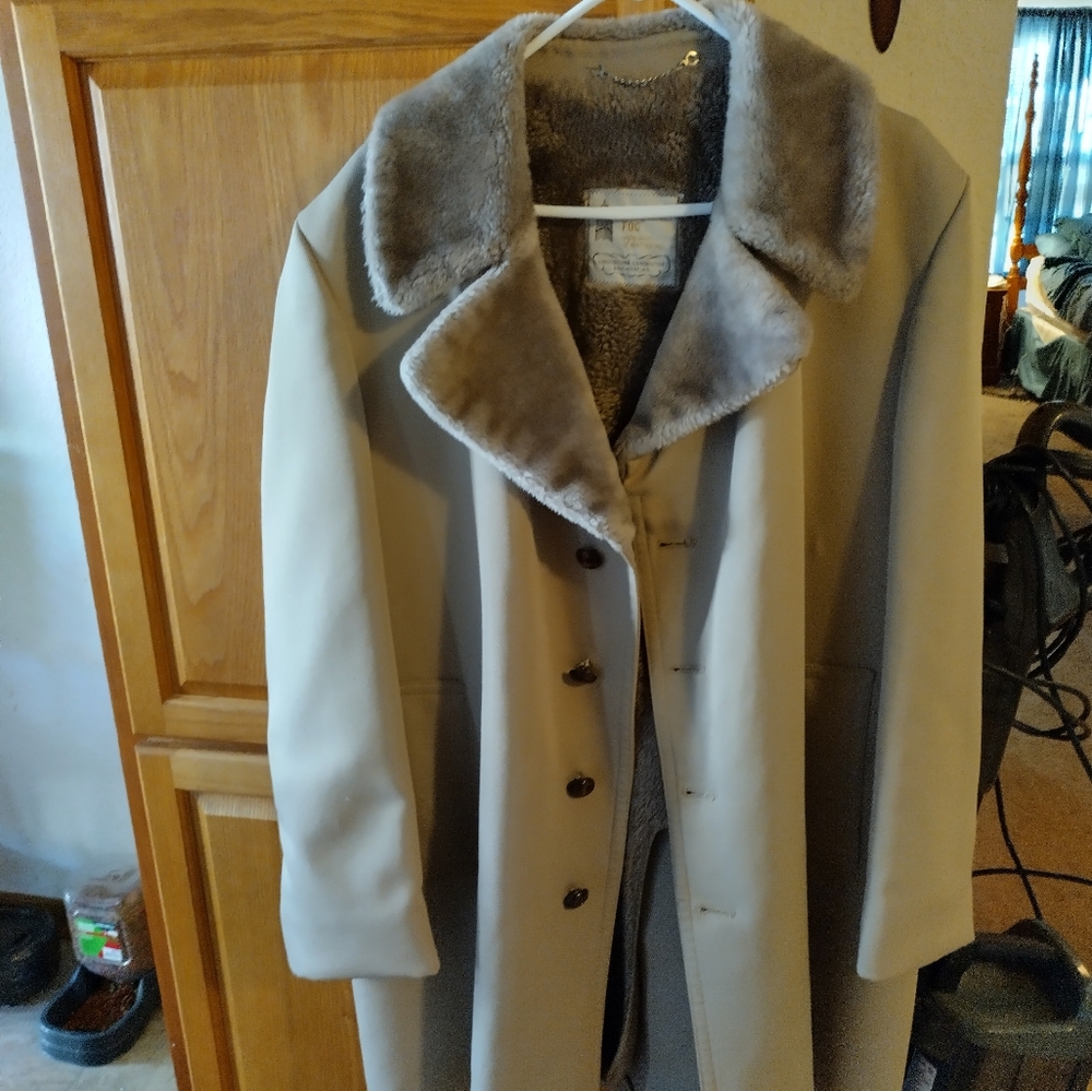 London fog size 46 vintage coat